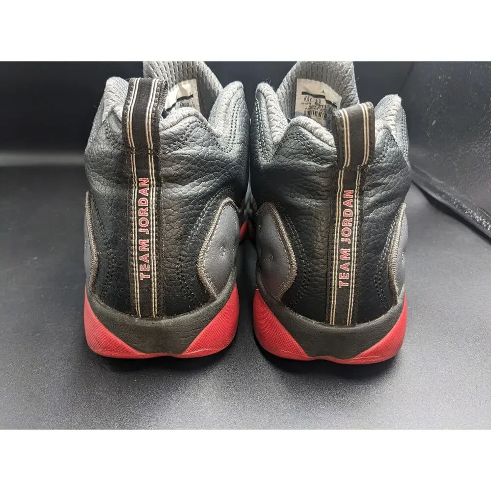 Jordan Air Jumpman Team 2 Boys Red Gray Mid Top Size 9.5Y